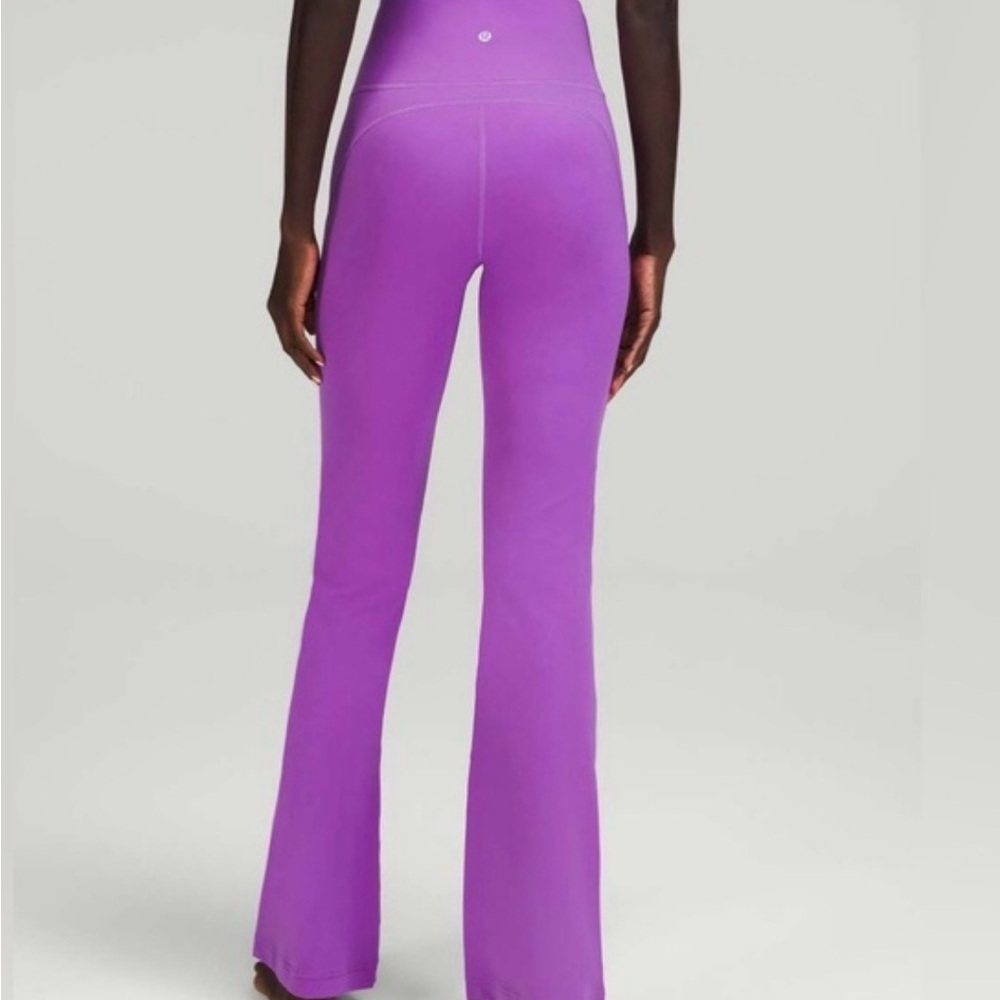 Lululemon Groove Super-High-Rise Flared Pant - Picture 2 of 6